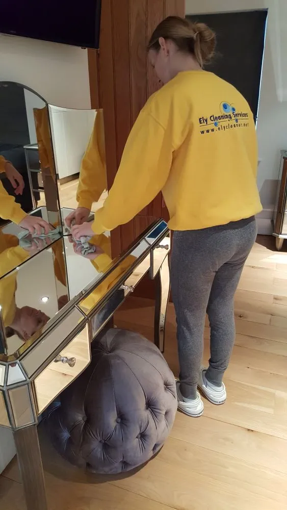 End of tenancy cleaning Ely bedroom deep clean before moving out
